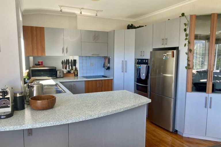 Photo of property in 151 Cockayne Road, Khandallah, Wellington, 6035