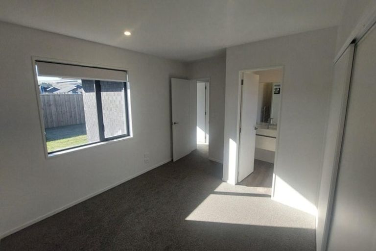 Photo of property in 10 Yates Place, Amberley, 7410