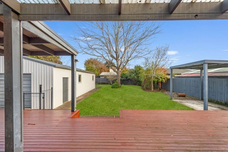 Photo of property in 11 Hurworth Place, College Estate, Whanganui, 4500