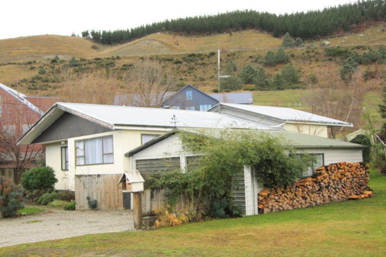 Photo of property in 50 Hazlett Street, Clyde, 9330