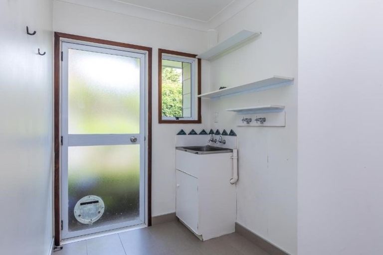 Photo of property in 13 Bellbird Rise, Murrays Bay, Auckland, 0630