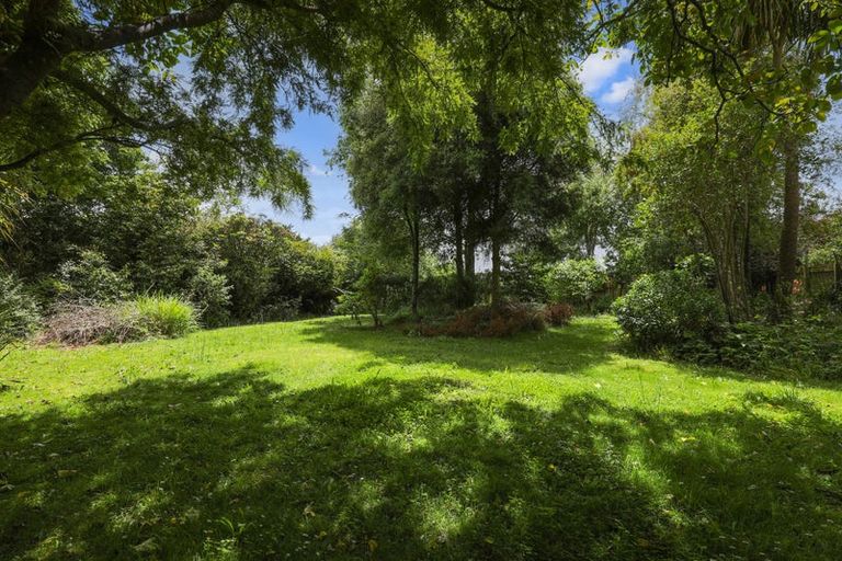 Photo of property in 61 Robinson Avenue, Holdens Bay, Rotorua, 3010