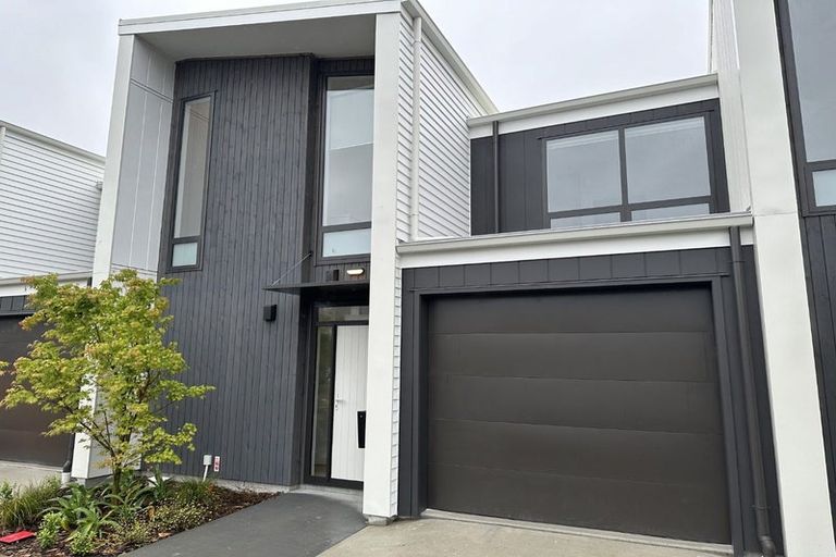 Photo of property in 5 Houhere Street, Paraparaumu, 5032