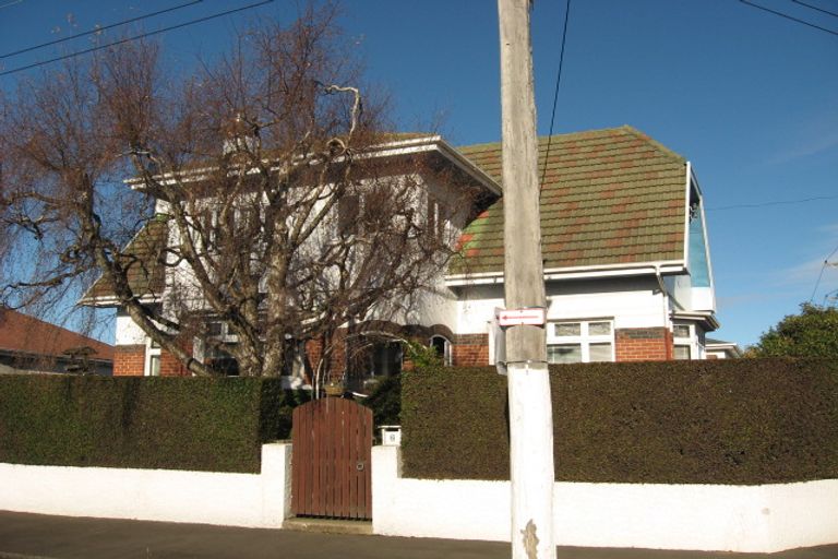 Photo of property in 2 Argyle Street, Mornington, Dunedin, 9011