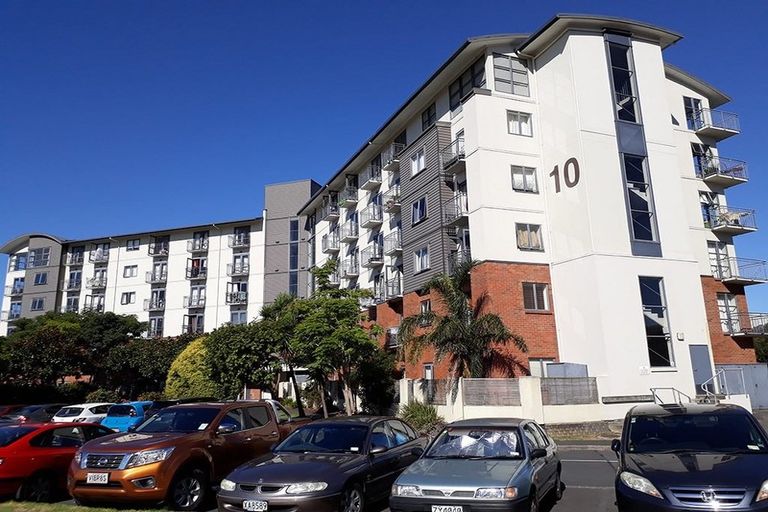 Photo of property in 3r/10 Crown Lynn Place, New Lynn, Auckland, 0600