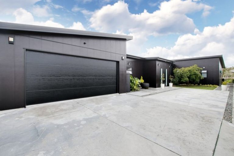Photo of property in 19 Meissner Road, Havelock North, 4130