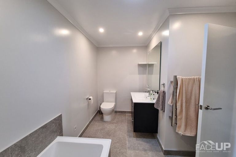 Photo of property in 48 Onekiritea Road, Hobsonville, Auckland, 0616