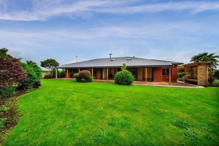 Photo of property in 396 Turuturu Road, Hawera, 4674