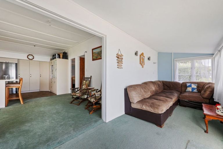 Photo of property in 63a Torkar Road, Clarks Beach, 2122