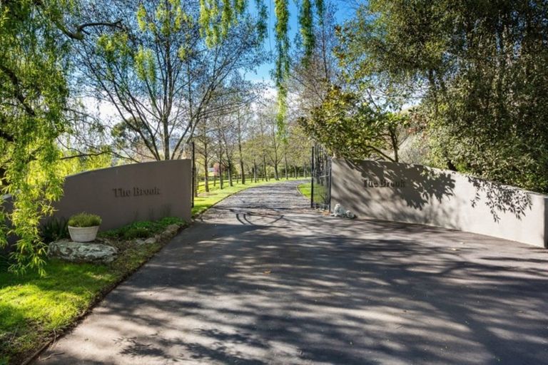 Photo of property in 303 East Taieri-allanton Road, East Taieri, Mosgiel, 9092