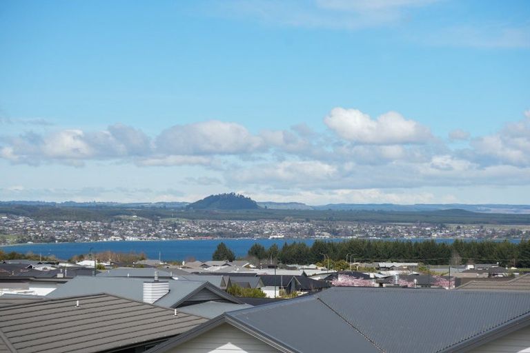 Photo of property in 16 Blue Dun Place, Nukuhau, Taupo, 3330