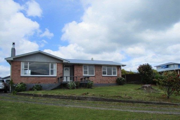 Photo of property in 17 Pegasus Drive, Sunnybrook, Rotorua, 3015