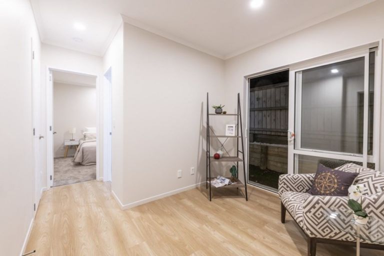 Photo of property in 30 Carrickdawson Drive, Flat Bush, Auckland, 2019