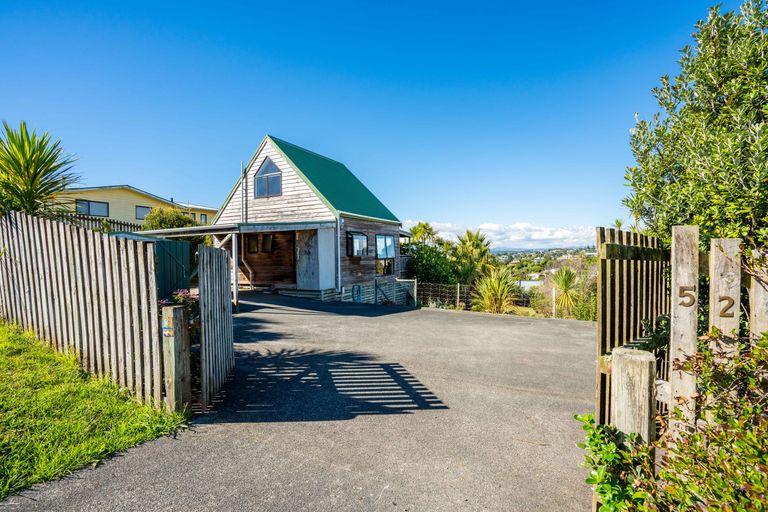 Photo of property in 52 Cullen Street, Mangawhai Heads, Mangawhai, 0505