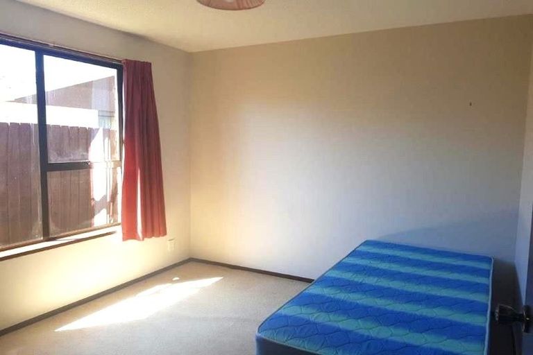 Photo of property in 24 Lodge Place, Ilam, Christchurch, 8041