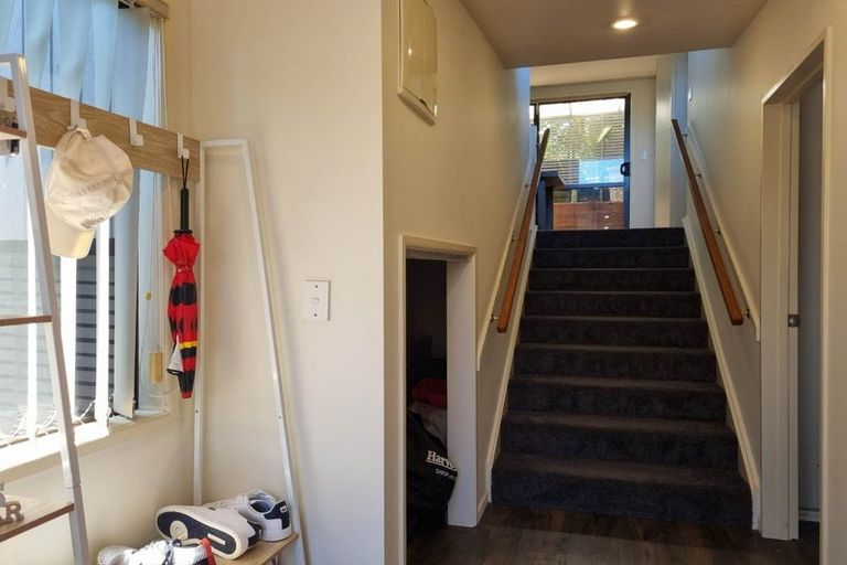 Photo of property in 12 Lavender Close, Spotswood, New Plymouth, 4310