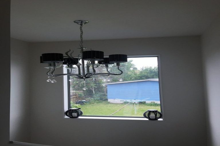 Photo of property in 397a Bucklands Beach Road, Bucklands Beach, Auckland, 2012