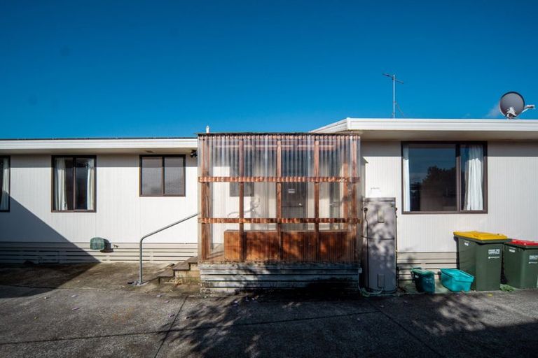 Photo of property in 6 Minifie Avenue, Melville, Hamilton, 3206