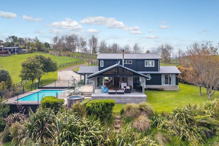 Photo of property in 167 Holdens Road, Clevedon, Papakura, 2585