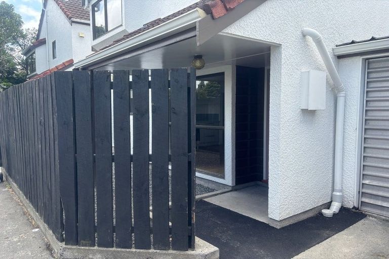 Photo of property in 4/138 Waimairi Road, Ilam, Christchurch, 8041