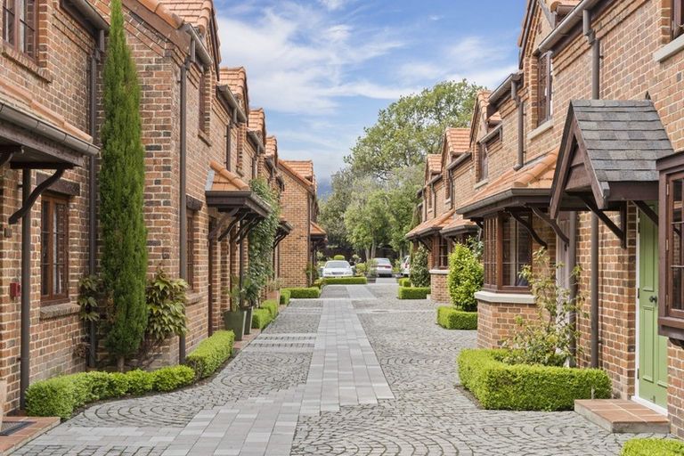 Photo of property in 8/24 Quiet Woman Way, Monaco, Nelson, 7011