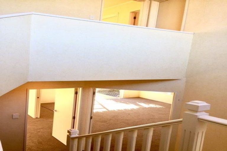 Photo of property in 1/5 Waller Avenue, Bucklands Beach, Auckland, 2012