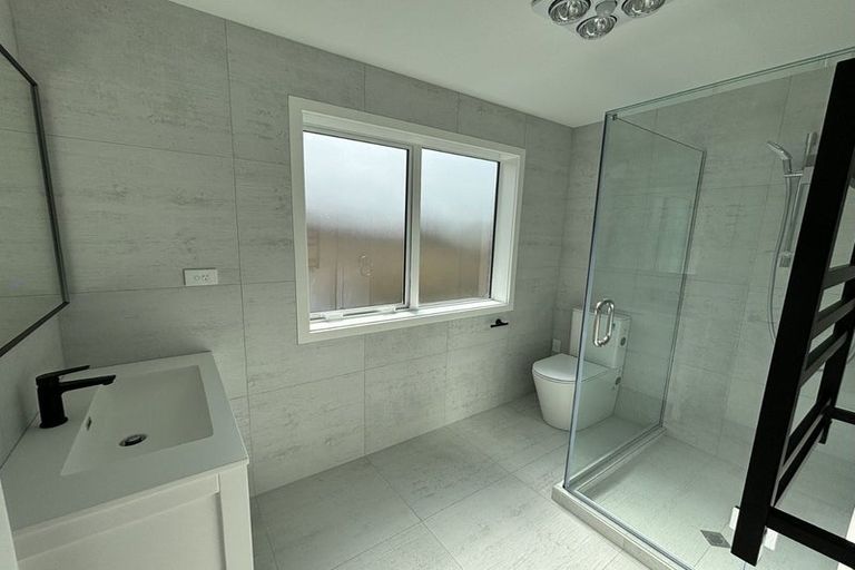 Photo of property in 17d Danbury Drive, Torbay, Auckland, 0630