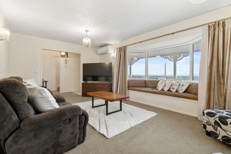 Photo of property in 67 Eugenia Rise, Totara Heights, Auckland, 2105