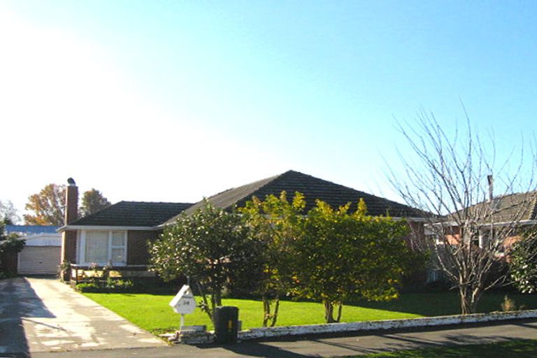 Photo of property in 34 Hurunui Street, Cracroft, Christchurch, 8025