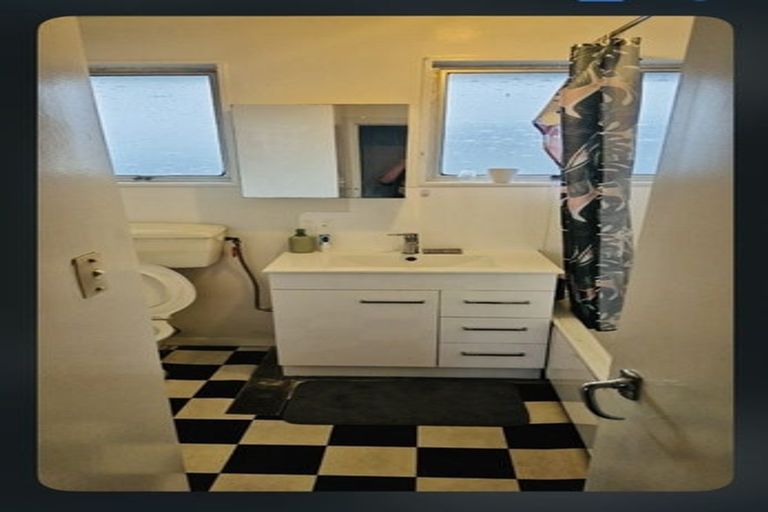Photo of property in 107 Waltham Road, Sydenham, Christchurch, 8023