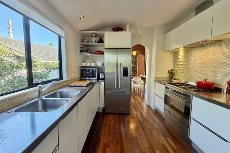 Photo of property in 41 Porritt Avenue, Chatswood, Auckland, 0626