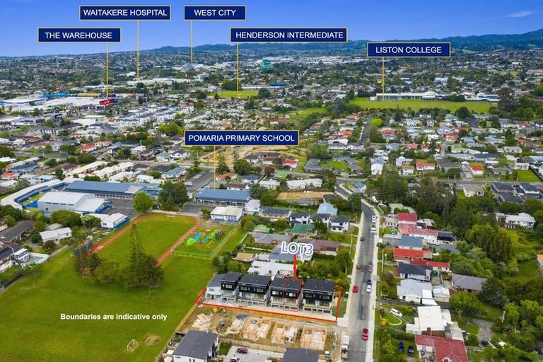 Photo of property in 3/19 Kingdale Road, Henderson, Auckland, 0610