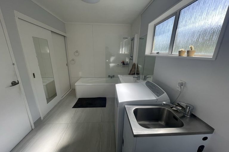 Photo of property in 10/41 Anzac Road, Browns Bay, Auckland, 0630