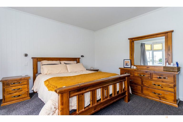 Photo of property in 17 Parsonage Road, Waimate, 7924