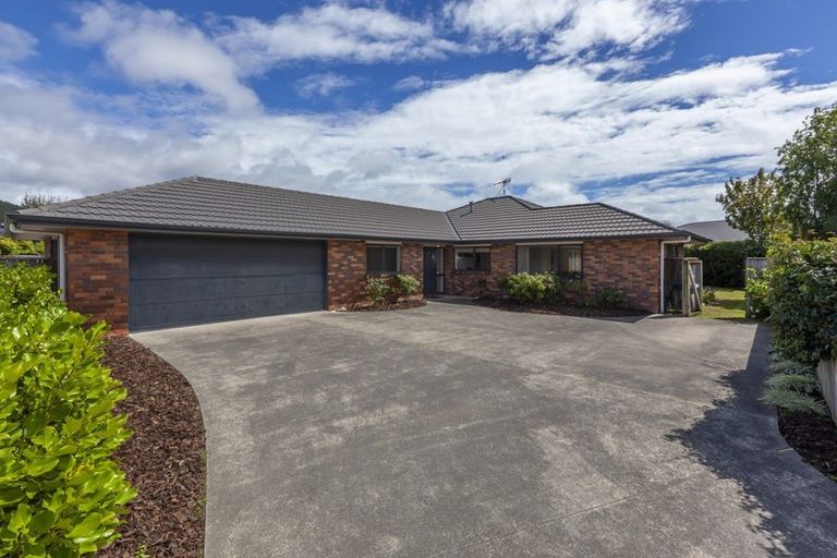 Photo of property in 4b Georgia Grove, Paraparaumu, 5032