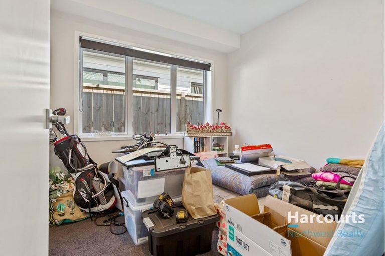 Photo of property in 48 Accolage Boulevard, Kumeu, 0810
