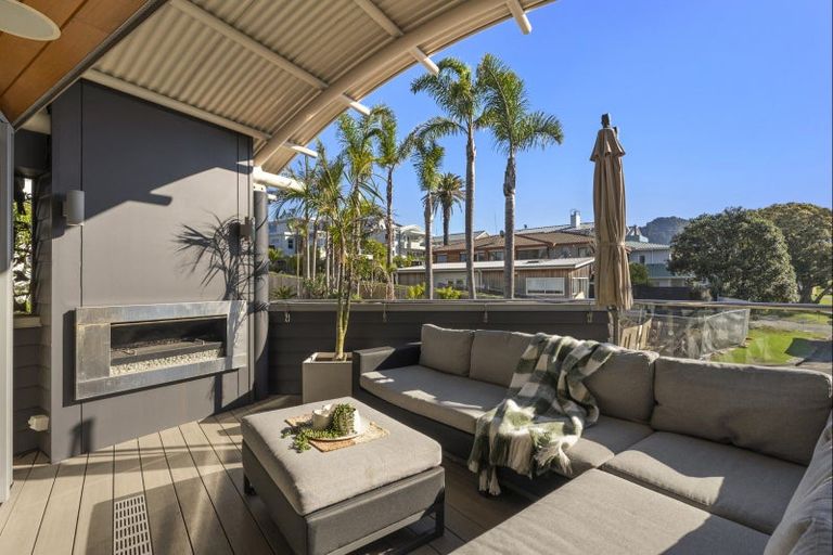 Photo of property in 15 Ngarata Avenue, Mount Maunganui, 3116