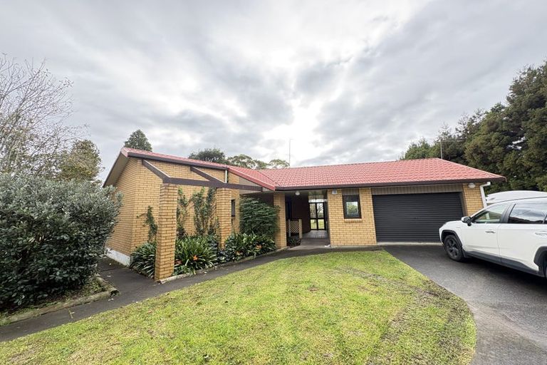 Photo of property in 412 Taupaki Road, Kumeu, 0892