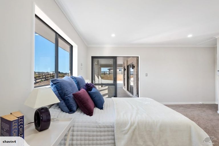 Photo of property in 62 Te Ara Aukati Terrace, Pokeno, 2471