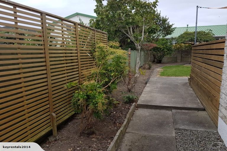 Photo of property in 8b Porutu Street, Fairfield, Lower Hutt, 5011