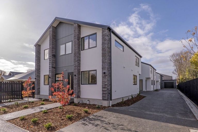 Photo of property in 106 Rattray Street, Riccarton, Christchurch, 8041