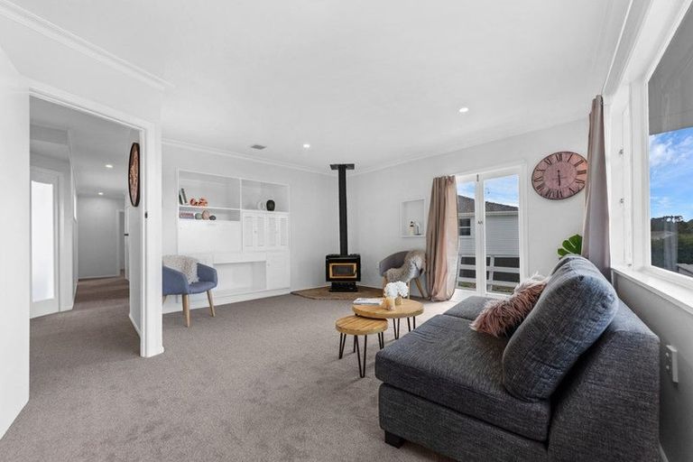 Photo of property in 10 Mildmay Road, Henderson, Auckland, 0610