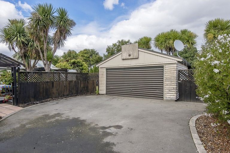 Photo of property in 151 Langdons Road, Northcote, Christchurch, 8052