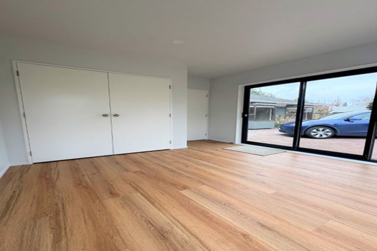 Photo of property in 8 Terrylyn Drive, Hillcrest, Auckland, 0627