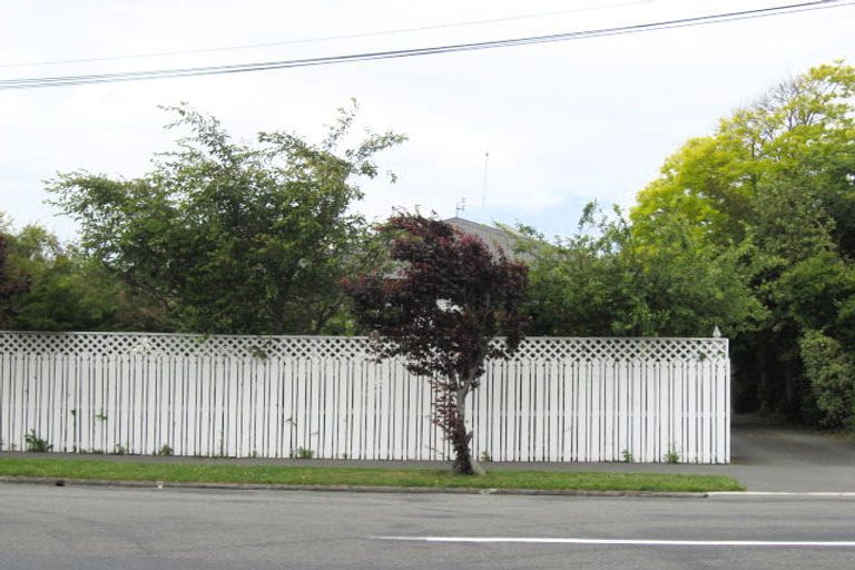 Photo of property in 2/42 Nortons Road, Avonhead, Christchurch, 8042