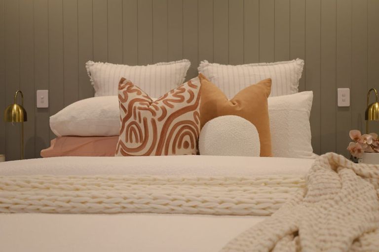 Photo of property in 60 Atlantic Drive, Fitzherbert, Palmerston North, 4410