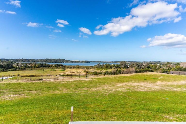 Photo of property in 48 Old Waipu Road, Mangawhai, 0505