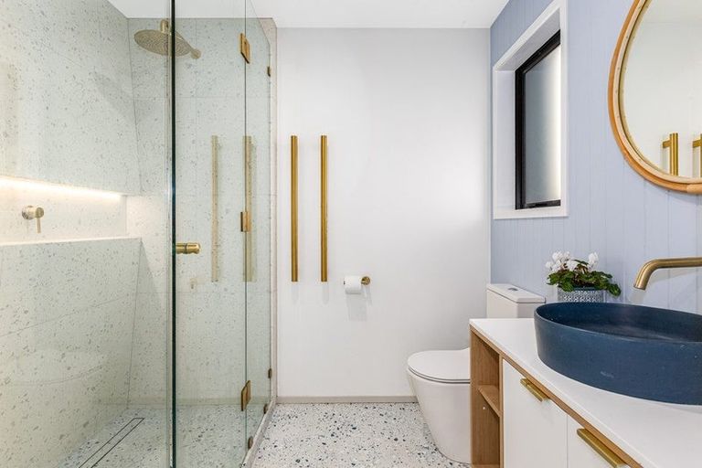 Photo of property in 58 Muri Road, Pukerua Bay, 5026