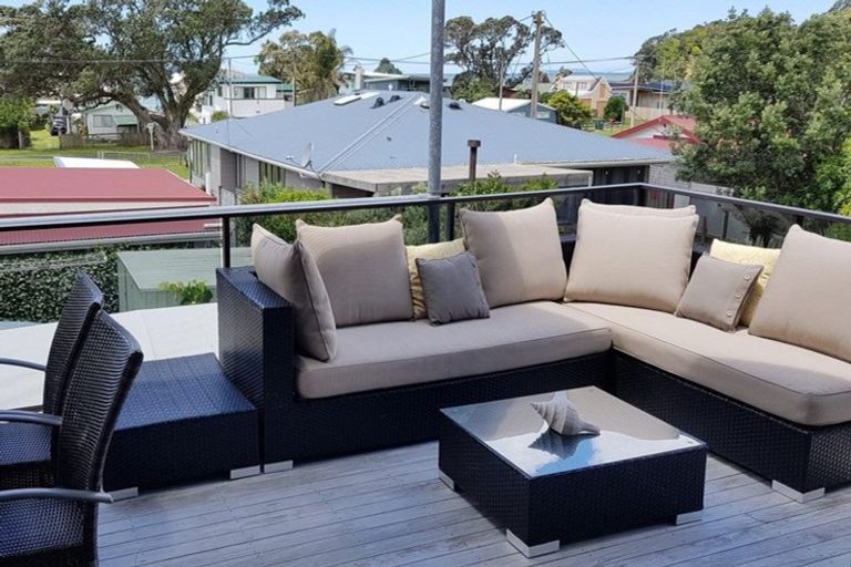 Photo of property in 14 Omutu Street, Oakura, Hikurangi, 0184