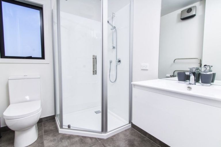 Photo of property in 75 Stratford Drive, Mount Pisa, Cromwell, 9383